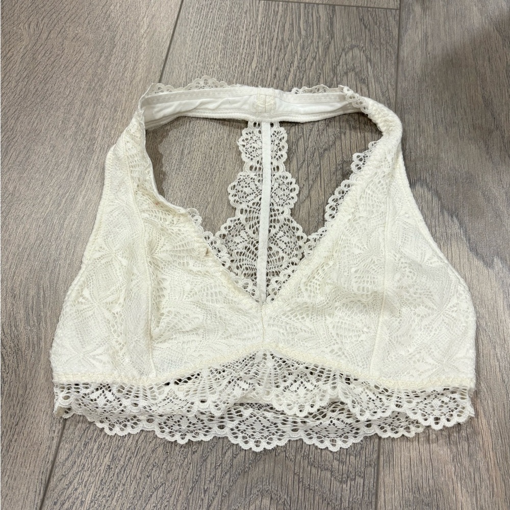 🌟3/$15🌟 Lace Halter Bralette in Cream